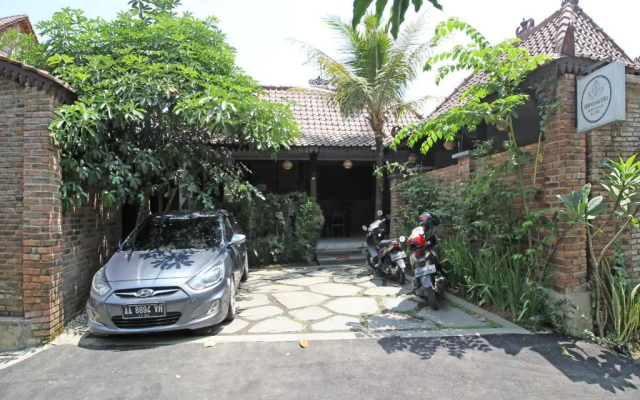 RedDoorz near Borobudur Temple 2