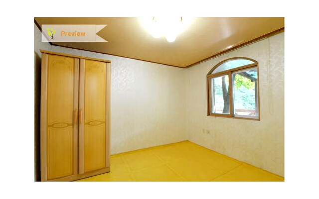 Gapyeong Yookgaksu-eobisanjang Pension