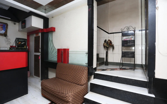 OYO 13546 Hotel City Palace