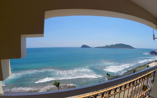 Don Pelayo Pacific Beach