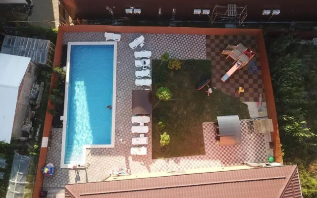 Air Azov (Аир Азов)