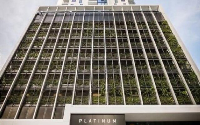 Southbank Platinum Tower Apartment