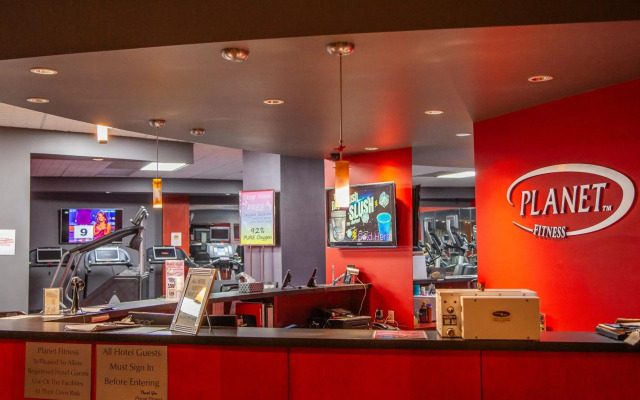 iHOTEL & Conference Center Red Deer