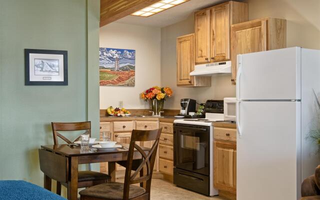 The Rockwell Inn (formerly the Lexington at Jackson Hole Hotel & Suites)
