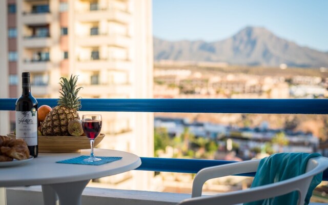 909 Panoramic Studio, Ocean View
