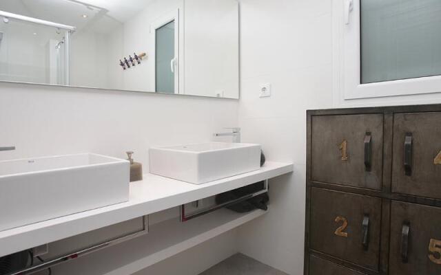 Roger de LLúria-Passeig de Grà cia - INH 22898