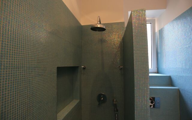 Blueberry Apartments