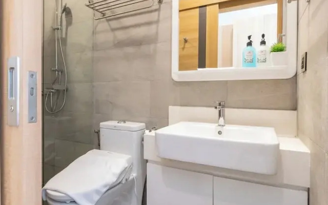 Perfect Studio at The View by Soben Home
