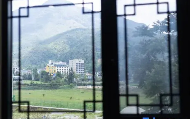 Panzhou Wumeng Grand Prairie Yunxi Yashe Homestay