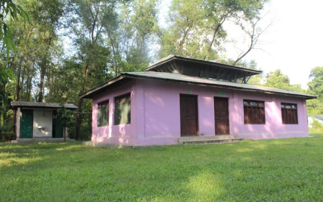 Suklaphanta Jungle Cottage