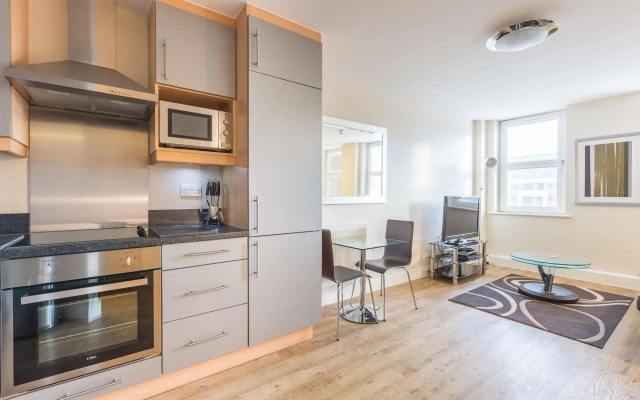 Central House by House of Fisher