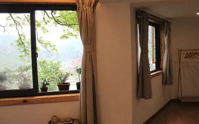 Xijiang Shanju Inn