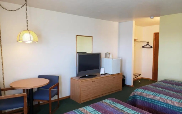 Algoma Beach Motel