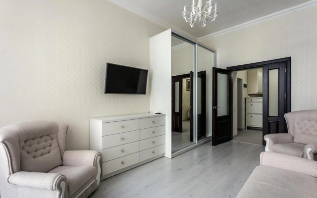 Lux Apartments In The Center