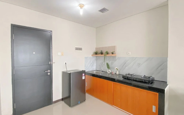 Minimalistic Designed 2Br Nifarro Park Apartment