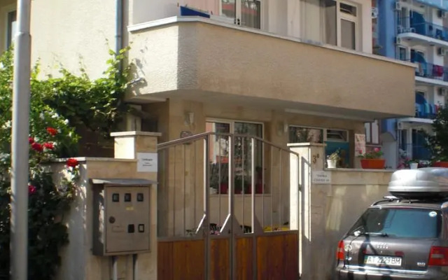 Sunflowers Guest House