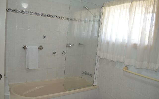 Best Western Ambassador Motor Lodge