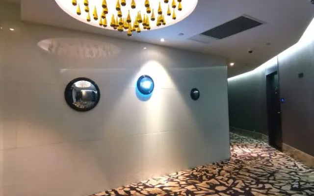 Orange Hotel (Shanghai Bund Sichuan North Road)