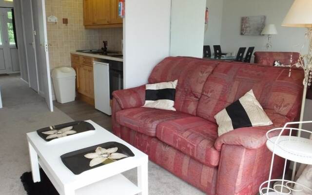 Strandways Court 14