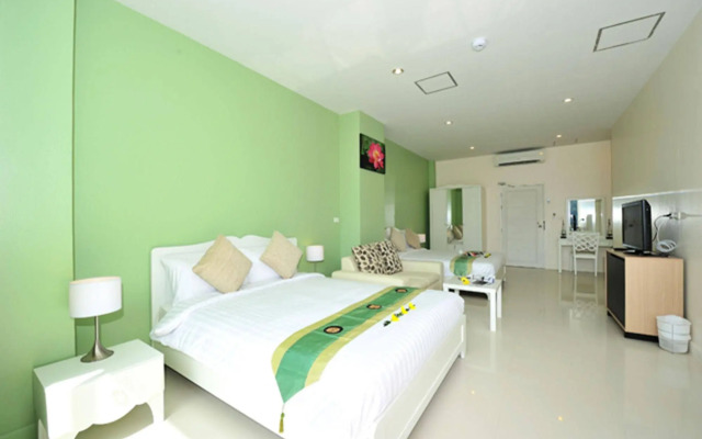 Villa Tona Phuket