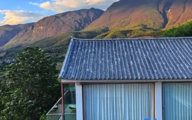 Wuye Mountain Residence Garden Homestay – Outside – Dali