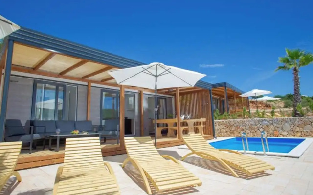 Lastura Mobile Homes