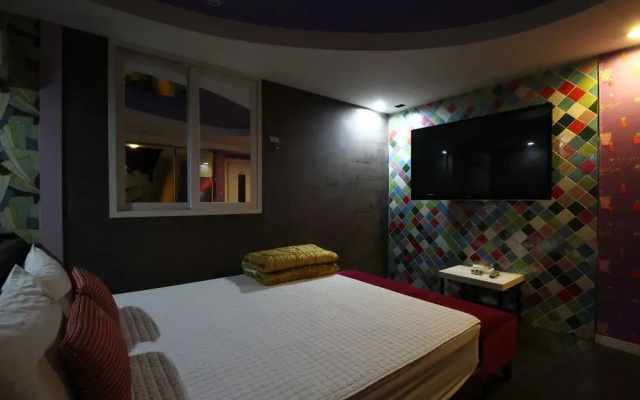 V Hotel Sasang