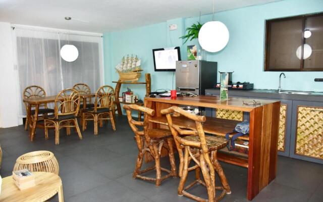 Cocotel Penthouse 8 Colors