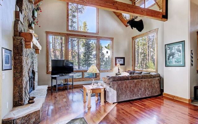 Silver Circle Chalet by RedAwning