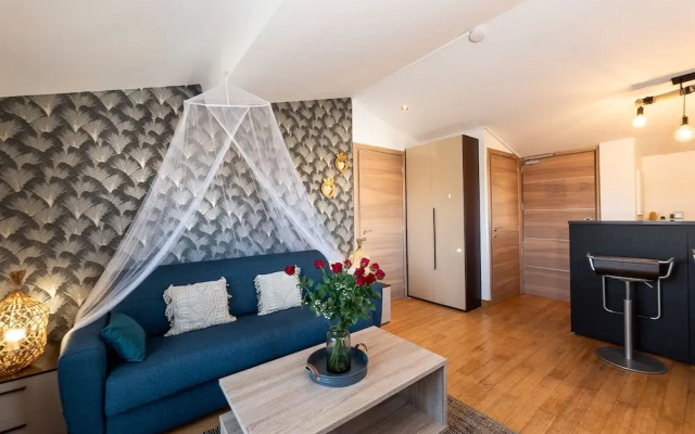Top Floor Studio Le Nid d’Amour Mandara Beach