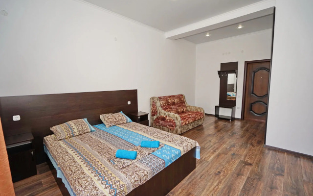 R I Nadezhda Guest house