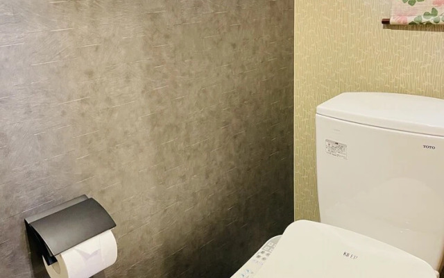 Kouhaku Kinkaku Kotobuki