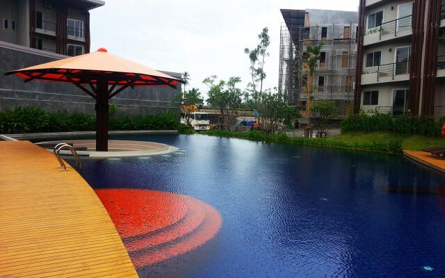 Replay Pool Villa