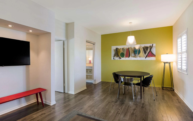 Best Western Plus Hibiscus Mtl