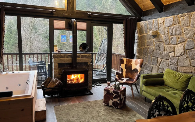 Ayder Vanak Stone Suites