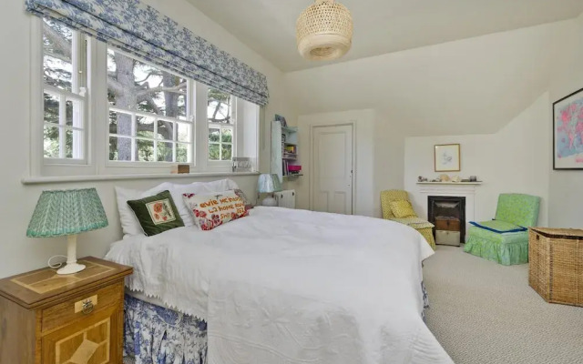 Amazing Spacious 5 Bed House Wimbledon
