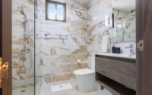 Stylish 3BR Villa by Vistacana Rentals