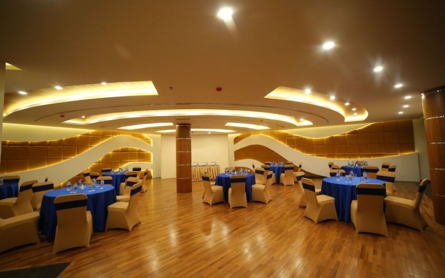 Woodies Bleisure Hotel