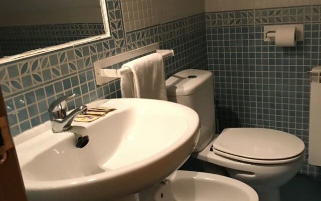 Hostal Apartamentos La Vereda