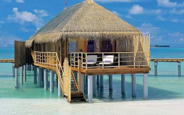 Constance Moofushi All Inclusive