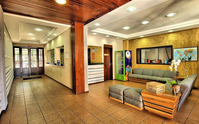 Roma Hostel
