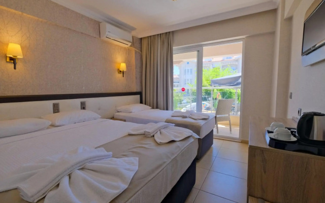 Moni Hotel