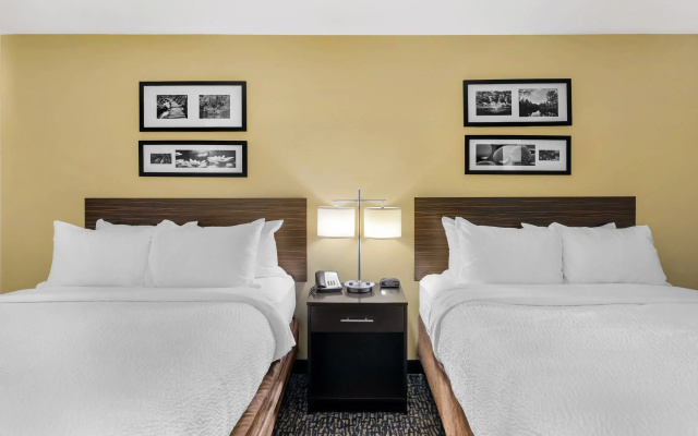 Sleep Inn & Suites Devils Lake