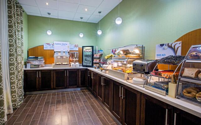 Quality Inn & Suites Regina Downtown