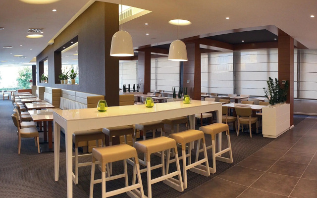 Oxygen Lifestyle Hotel