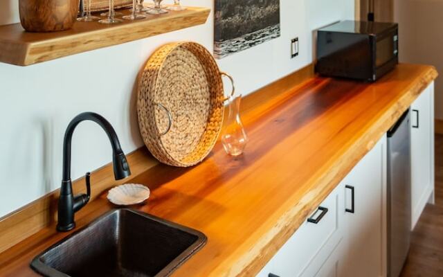 Haida House at Tllaal