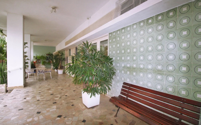 Studio Completo em Ipanema C063