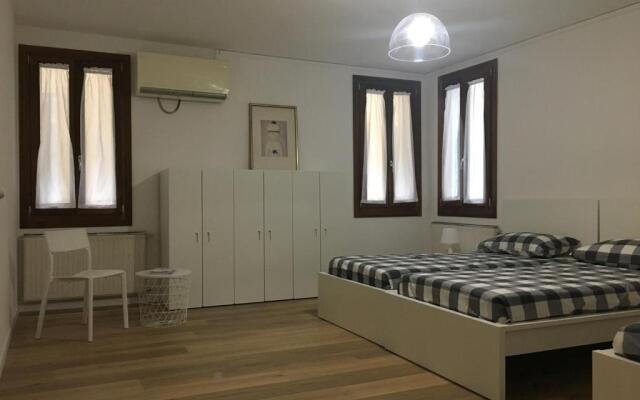 Ca' Veronese Apartment