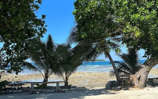 Garden Reef Bungalows