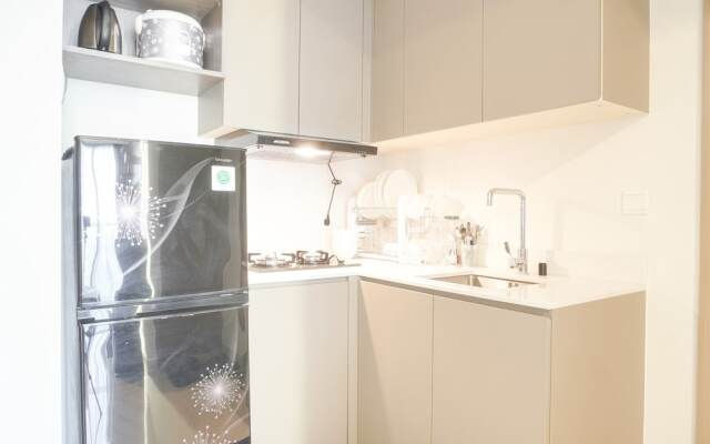 Comfort 2Br At Gold Coast Apartment